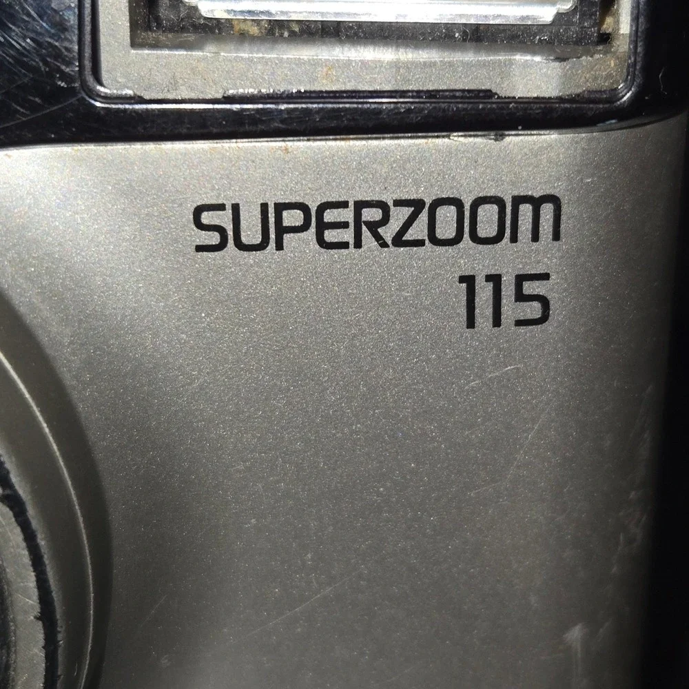 Olympus superzoom 115